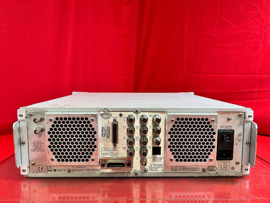 Anritsu MG3693C Broadband Signal Generator, 10 MHz to 31.8 GHz