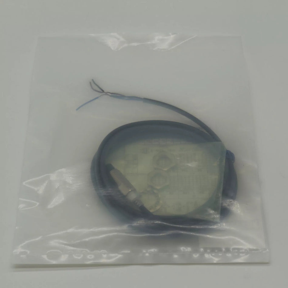 OMRON Proximity Switch E2A-M12KN08-WP-B1 12-24VDC