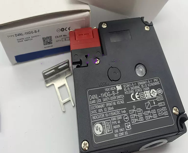 Omron D4NL-1HDG-B-F Electromagnetic Lock Safety Door Switch