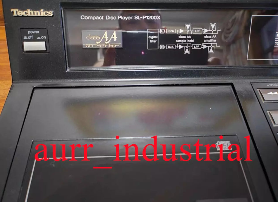 1 second-hand Technics SL-P1300 CD player FedEx or DHL