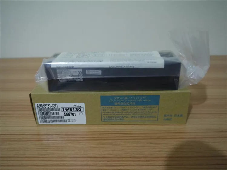 1PC New Mitsubishi AJ65SBTB1-32T1 PLC Module In Box Expendited Shipping