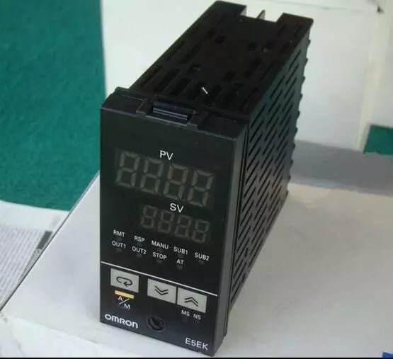 OMRON E5EK-AA2-500 Digital Controller E5EKAA2500
