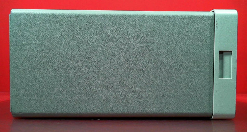 HP - Agilent 8648B Synthesized Signal Generator 9 kHz to 2000 MHz