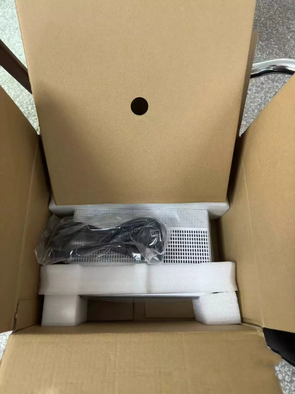 1PcS New Cisco WS-C3560CX-8PC-S or #N503 YF