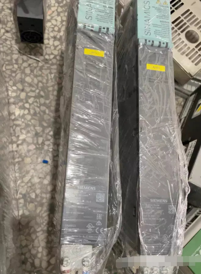 1 PC USED TEST OK 6SL3120-1TE13-0AA4 Drive
