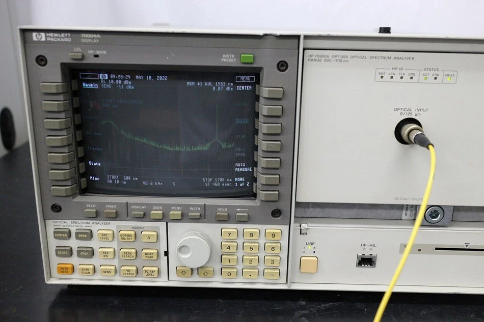 HP 71450A /009 H02 Optical Spectrum Analyzer 600-1700nm