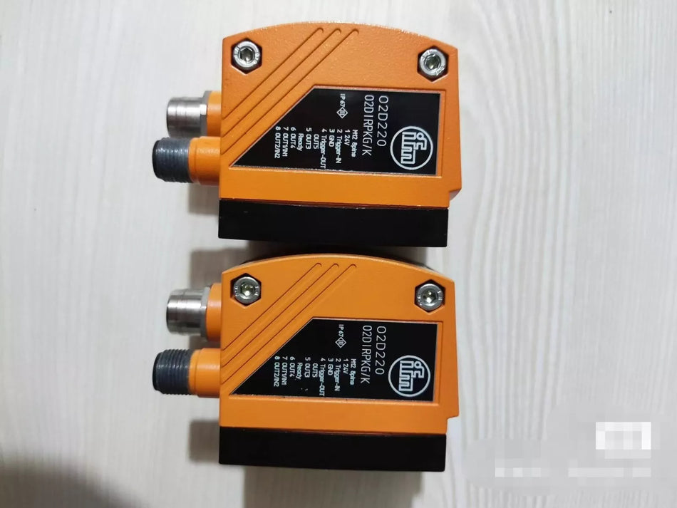 1pc USED O2D220 02D220 Sensor TESTED #V6RZ CH