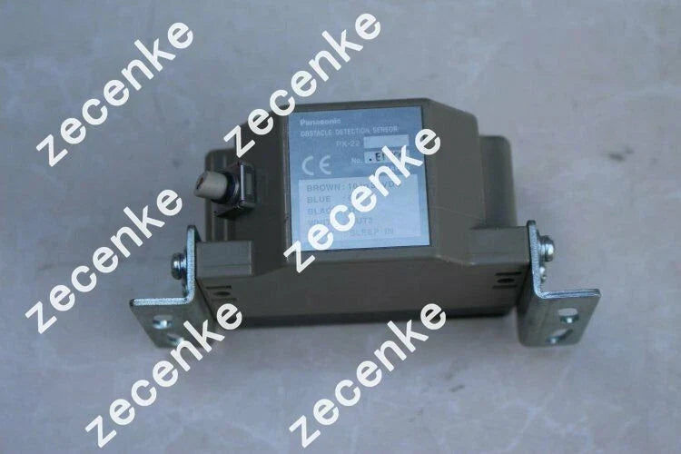 Panasonic Sunx PX-22 Photoelectric Sensor 1PC New Expedited Shipping PX22