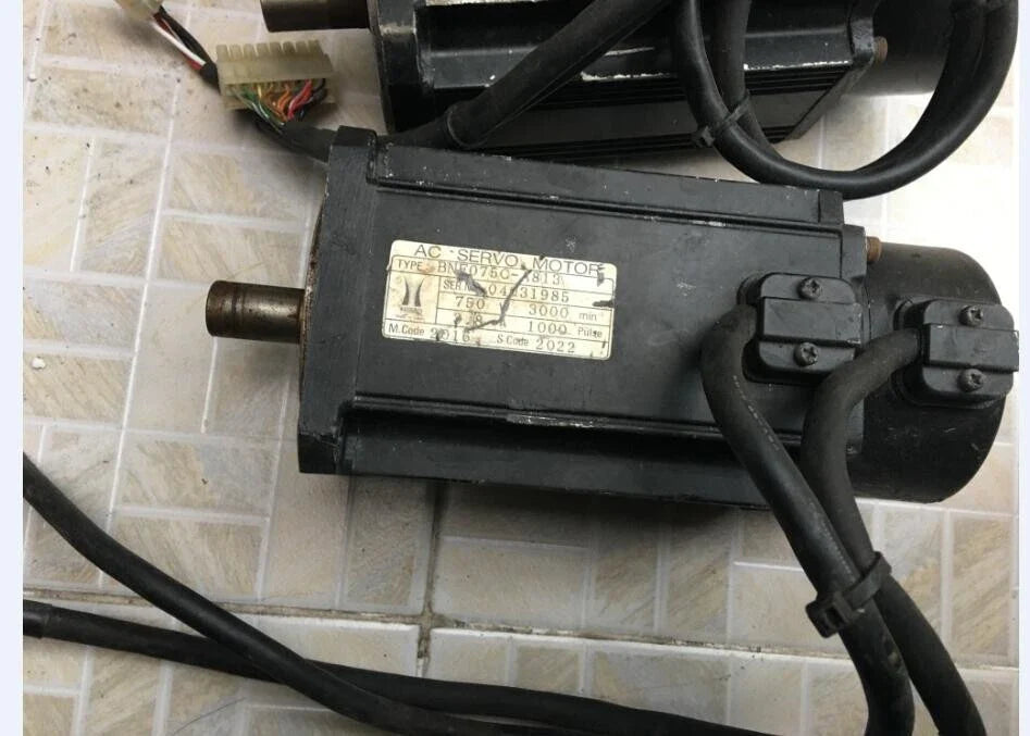 BNE075C-A813 750W Power Supply Unit for High-Performance Computing
