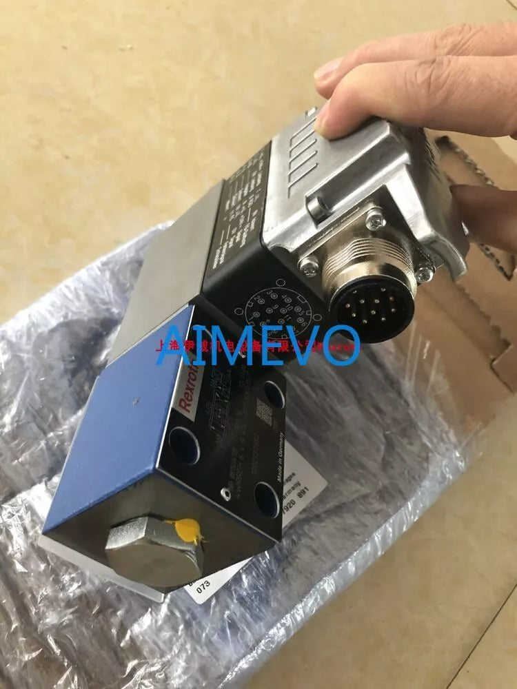 1pc Rexroth 4WRREH6VB40L-11/G24K0/B5M 0811404720