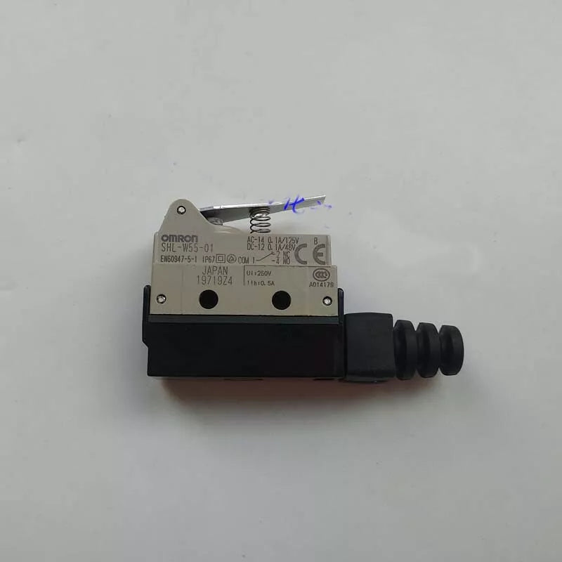OMRON SHL-W55-01 Limit Switch SHLW5501 - New in Box