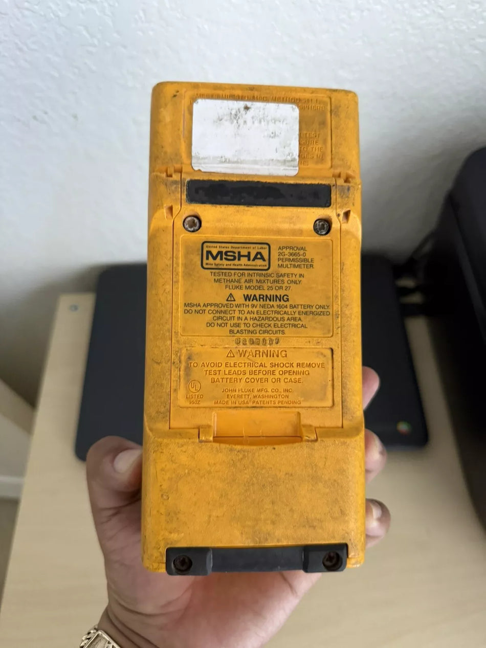 FLUKE 27 Multimeter (For Parts) - Replacement Parts Only