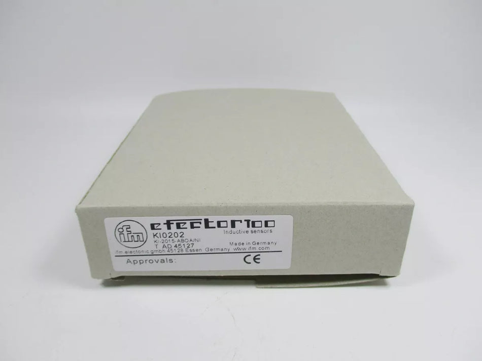 IFM KI0202 Proximity Switch Sensor - New 1PC in Box