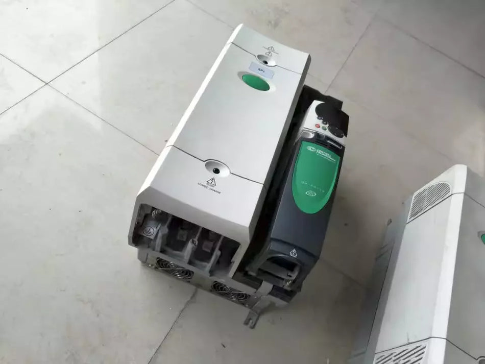 EMERSON UNIDRIVE SP440 Variable Speed Drive for Industrial Applications