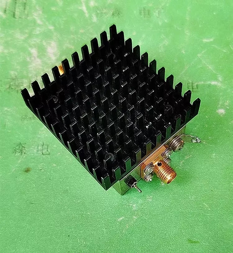 1PC picosecond 5840B 10MHz-13.5GHz 20dB 15dBm SMA