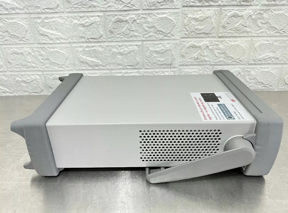 USED 1PCS Agilent 33250A Function/Arbitrary Waveform Generator, 80MHz