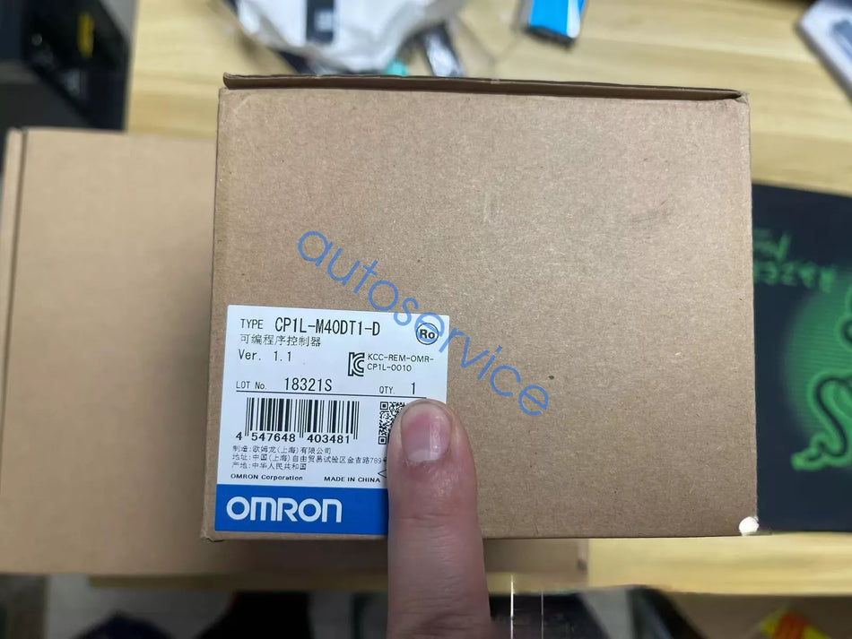 New Omron CP1LM40DT1D PLC module CP1L-M40DT1-D