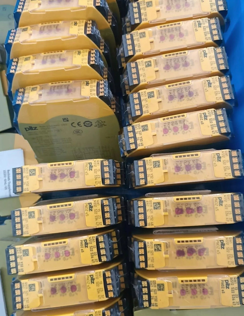 1pcs Brand new PILZ PNOZ s5 C 24VDC 2n/o 2n/o t 751105 Rapid delivery##/