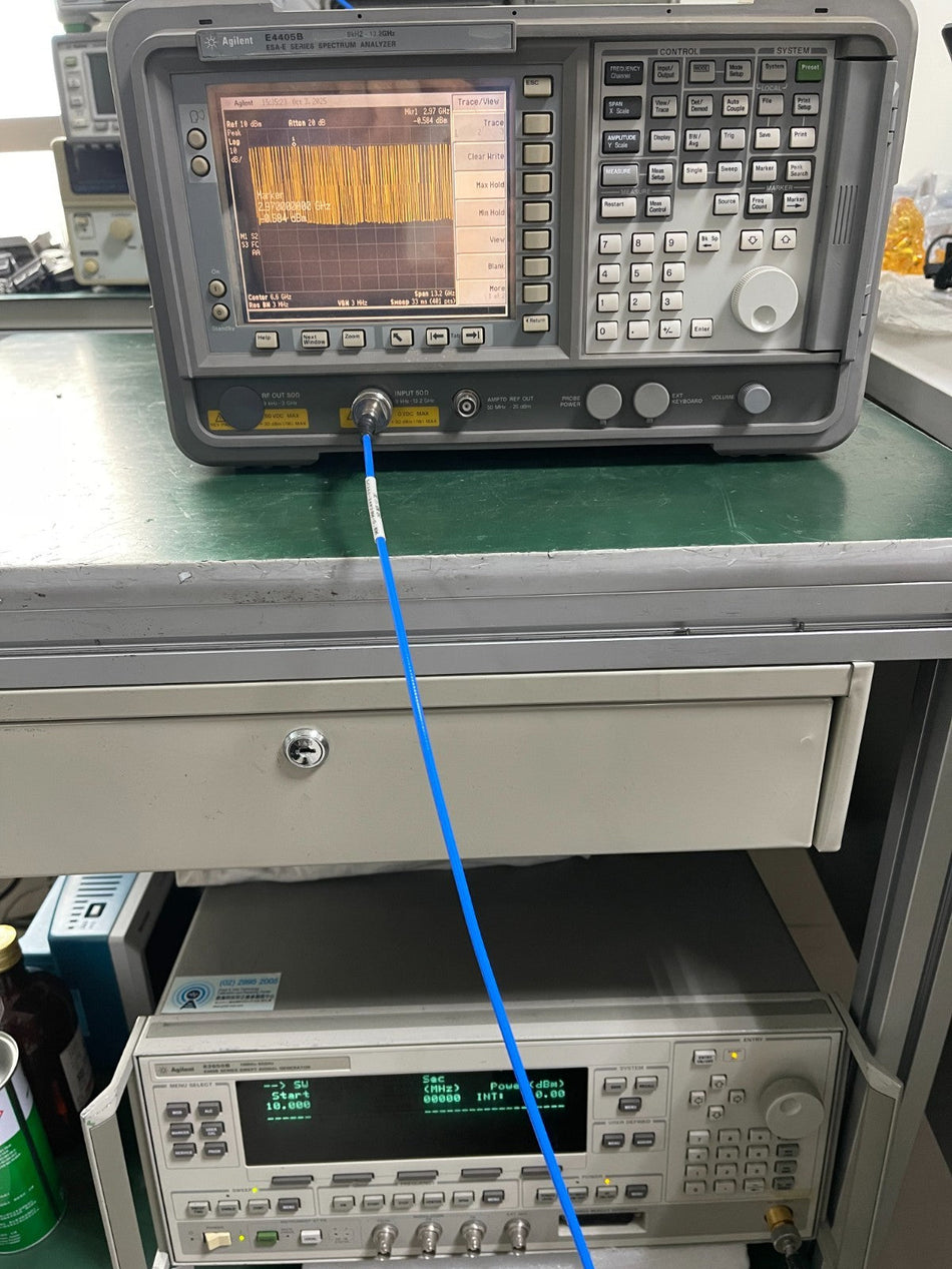 Agilent E4405B ESA Spectrum Analyzer 9 KHz-13.5 GHz
