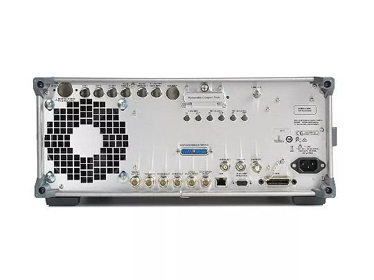 Agilent Keysight E8257D PSG Microwave Signal Generator 20GHz Opts 520