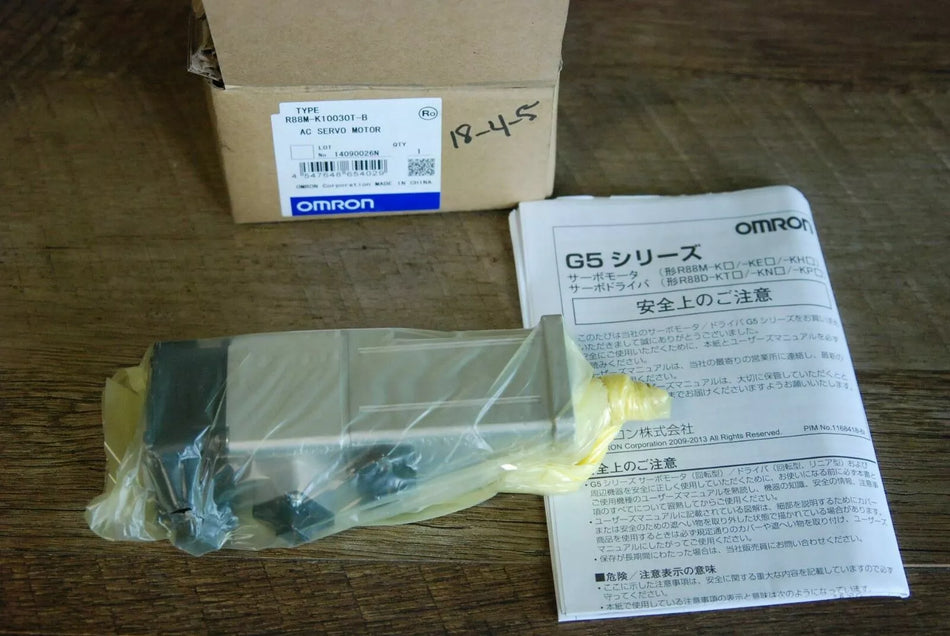 OMRON R88M-K10030T-B Servo Motor - New 1PC R88MK10030TB - Expedited Shipping