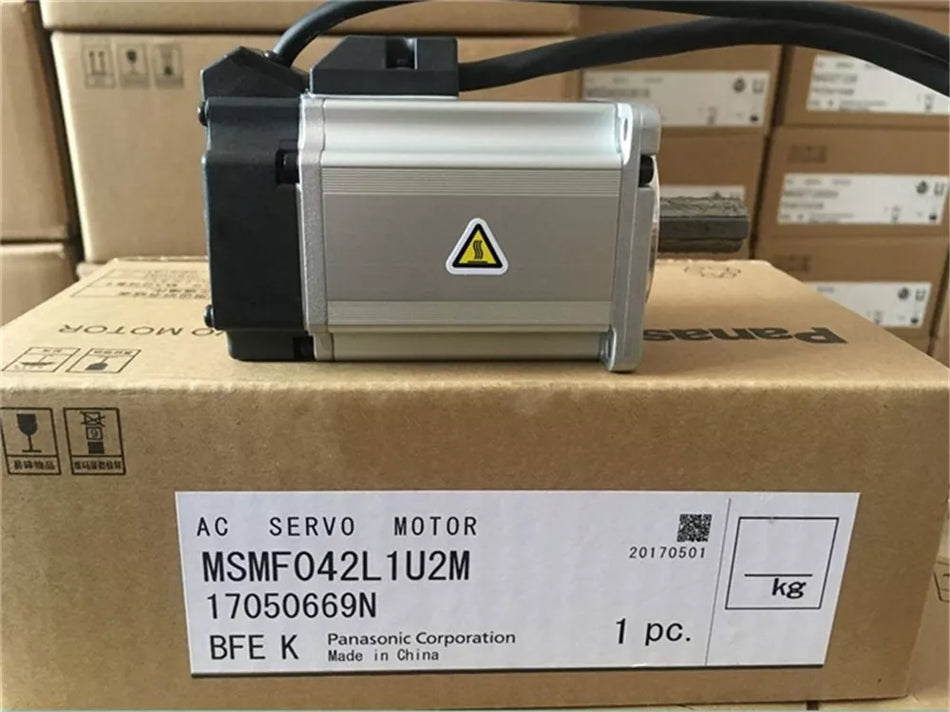 Panasonic MSMF042L1U2M AC Servo Motor - New In Box, Expedited Shipping