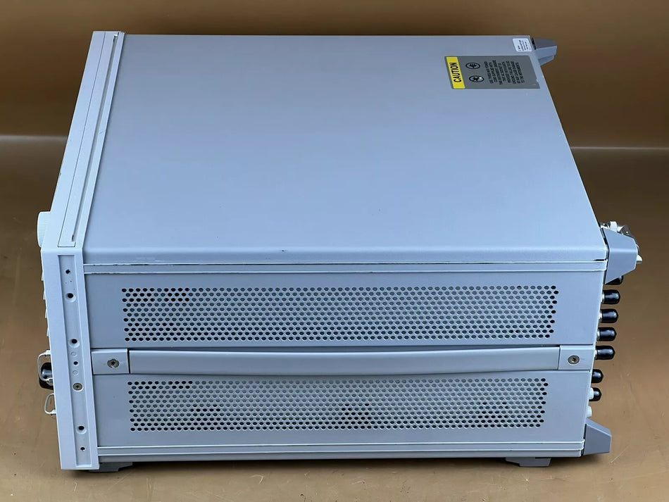 Keysight/Agilent 8722ES-010-012-1D5 Network Analyzer, 50 MHz - 40 GHz