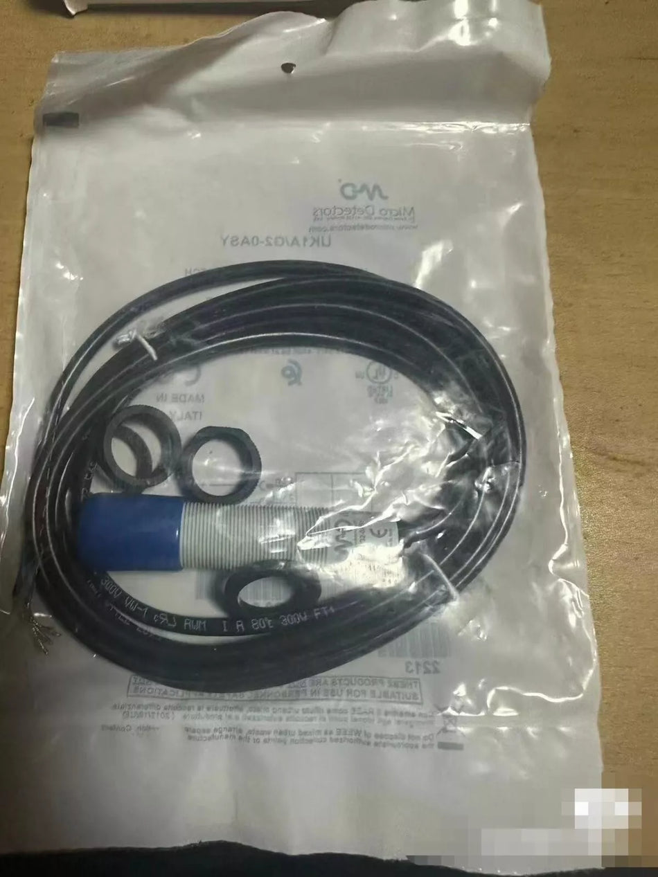 1pc NEW UK1A/G2-0ASY Ultrasonic Sensor #VDT0 CH