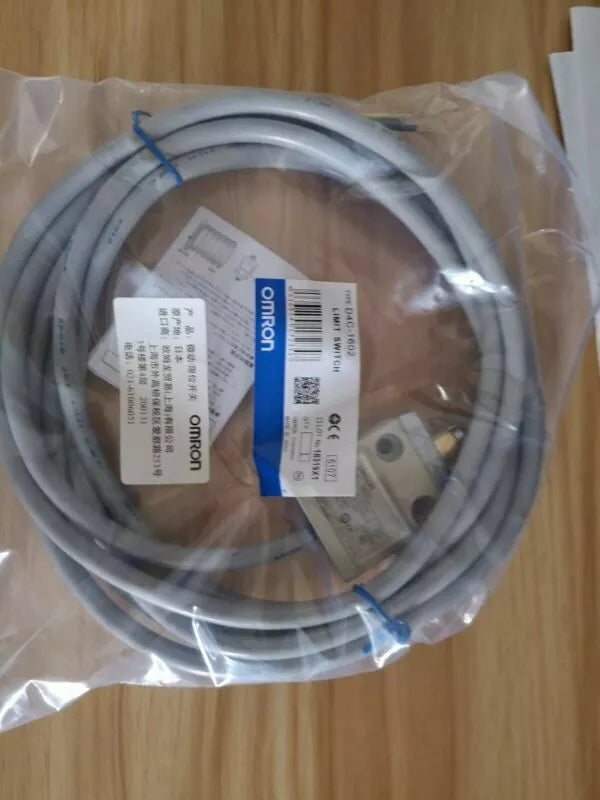 Omron D4C-1602 Limit Switch D4C1602 for Industrial Use