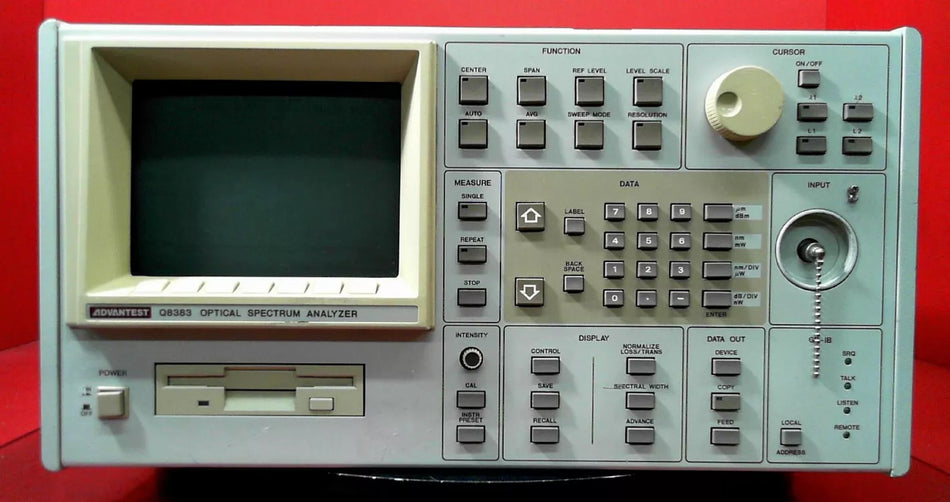Advantest Q8383 42260029 Optical Spectrum Analyzer, 500 to 1750nm